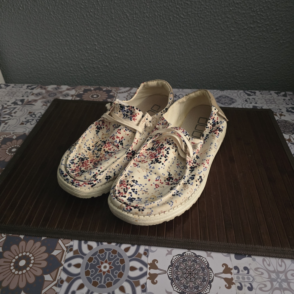 Heydude Woman's Spotted Loafers